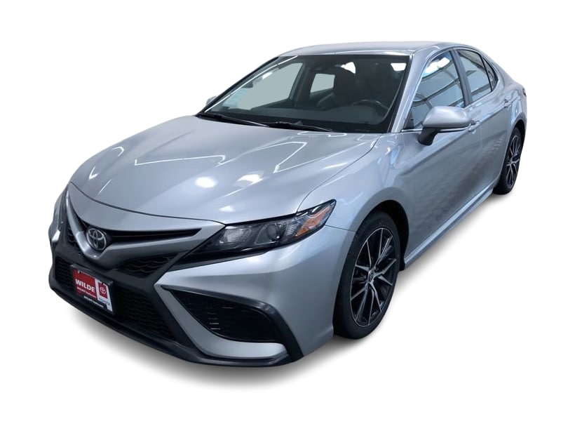 2022 Toyota Camry SE 20