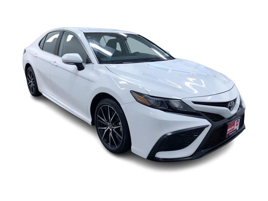 2024 Toyota Camry SE 20