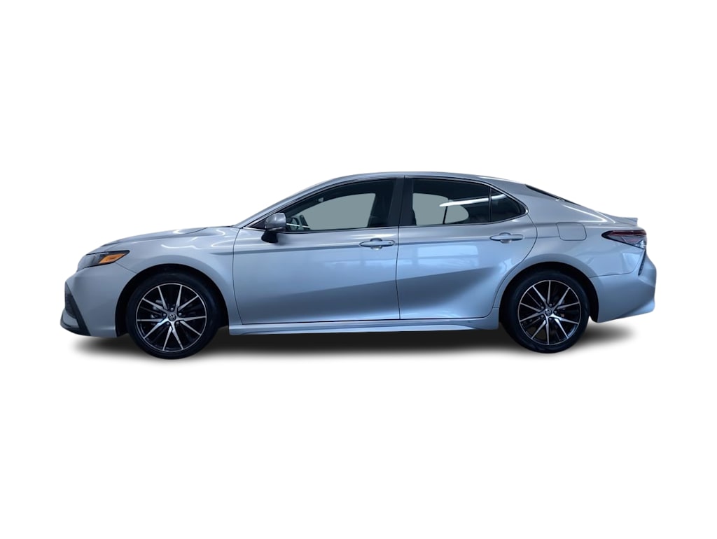 2024 Toyota Camry SE 3