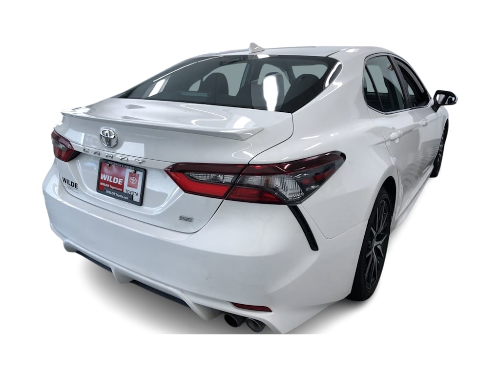 2024 Toyota Camry SE 31