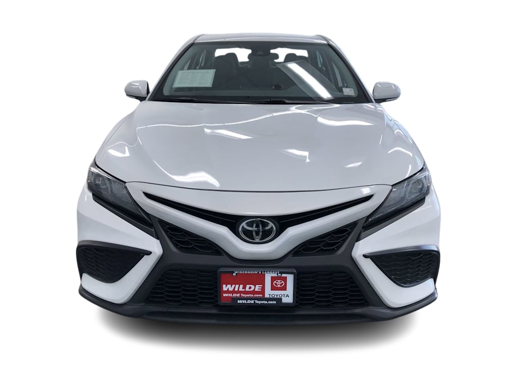 2024 Toyota Camry SE 24