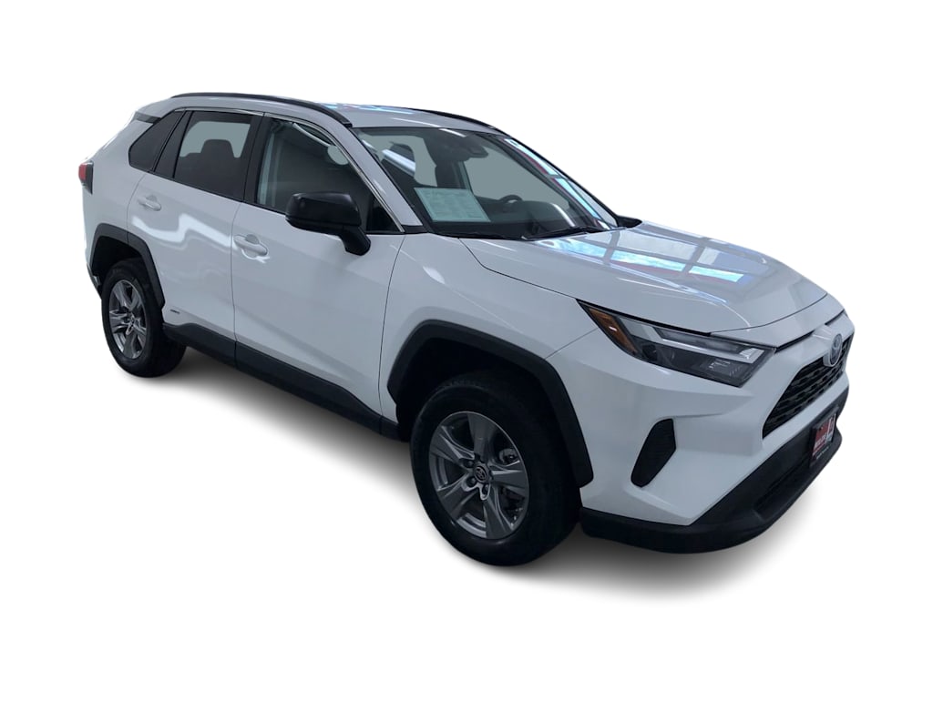 2024 Toyota RAV4 LE 39