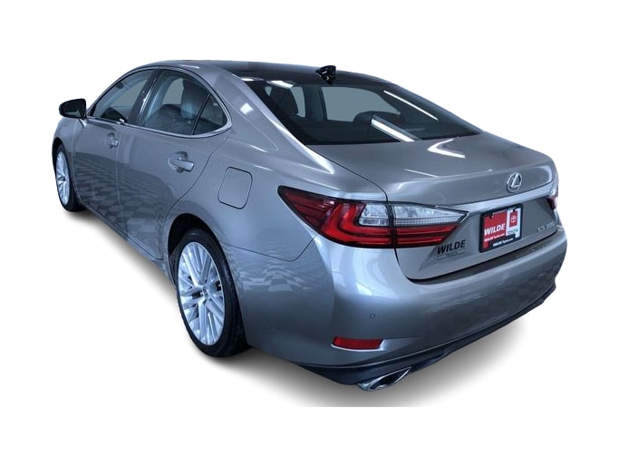 Thumbnail: 2018 Lexus ES - 23