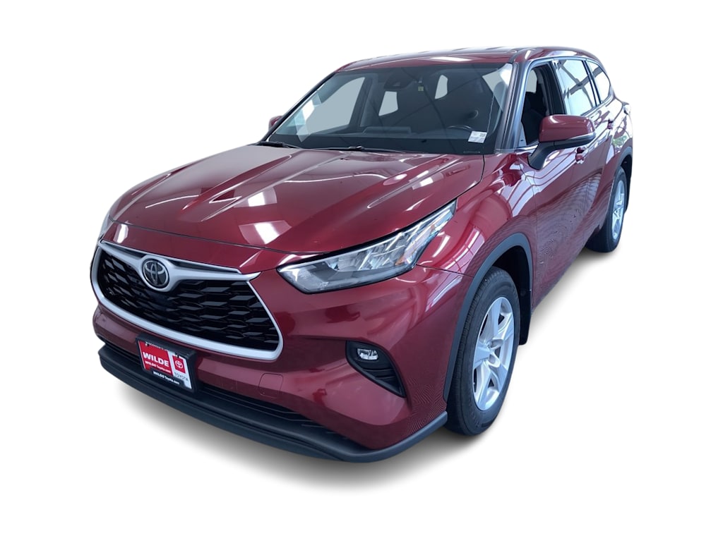 Used 2020 Toyota Highlander LE with VIN 5TDBZRBHXLS018657 for sale in Casper, WY