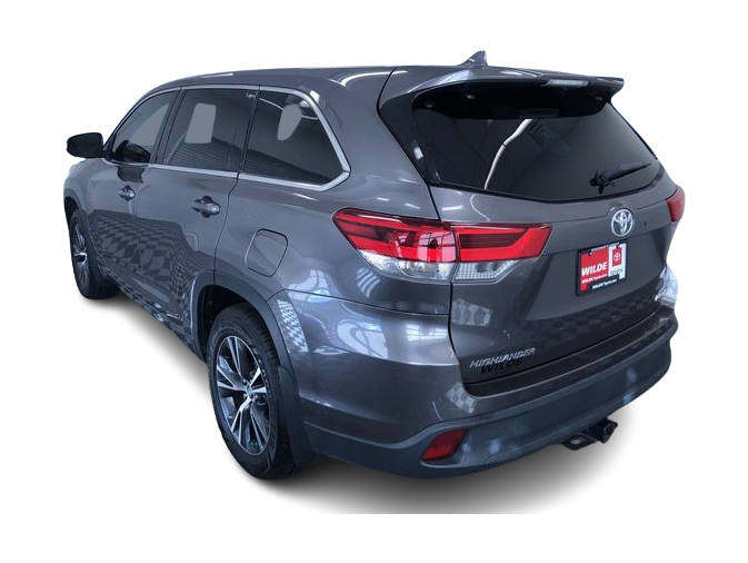 Thumbnail: 2017 Toyota Highlander - 4