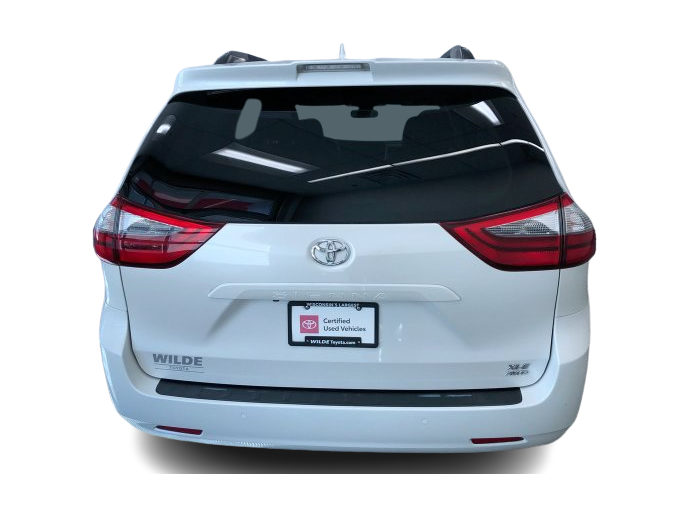 Thumbnail: 2020 Toyota Sienna - 24