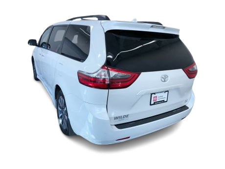 Thumbnail: 2020 Toyota Sienna - 4