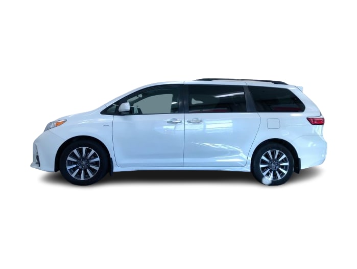 Thumbnail: 2020 Toyota Sienna - 22