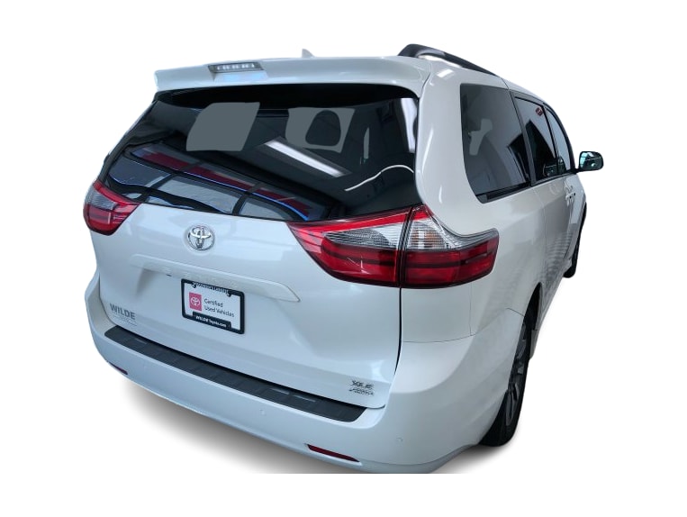 Thumbnail: 2020 Toyota Sienna - 33