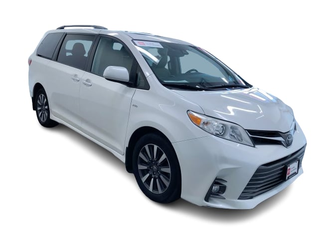 Thumbnail: 2020 Toyota Sienna - 35