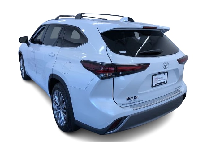 Thumbnail: 2026 Toyota Highlander - 26