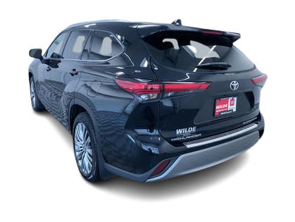Thumbnail: 2022 Toyota Highlander - 4