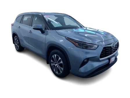 Thumbnail: 2022 Toyota Highlander - 20