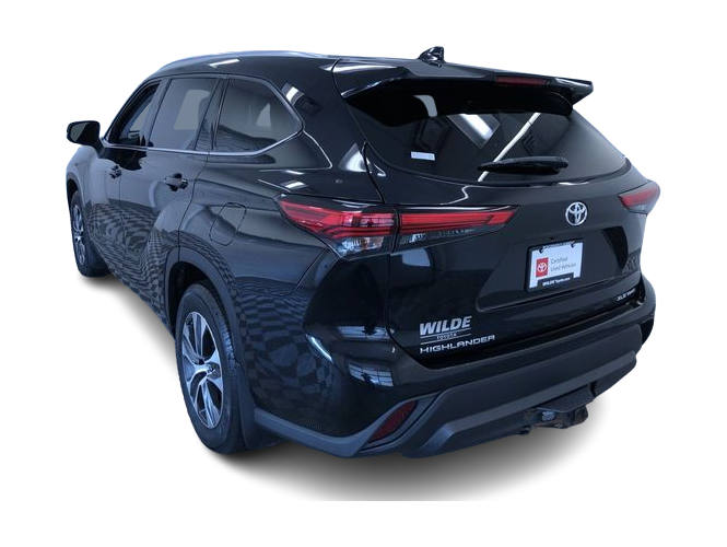 Thumbnail: 2021 Toyota Highlander - 24