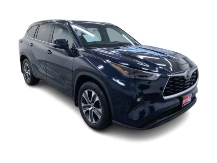 Thumbnail: 2022 Toyota Highlander - 22