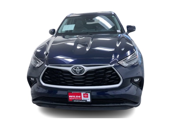 Thumbnail: 2022 Toyota Highlander - 28