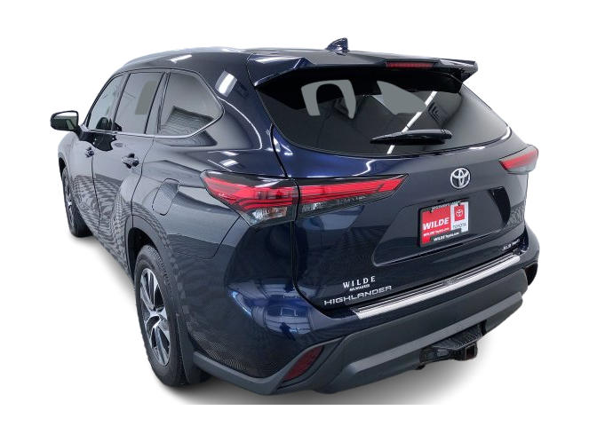 Thumbnail: 2022 Toyota Highlander - 26