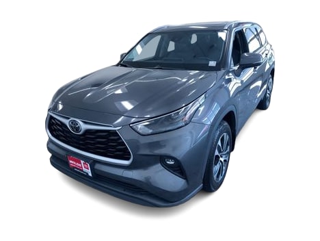 Thumbnail: 2022 Toyota Highlander - 21