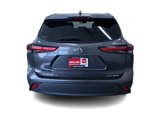 Thumbnail: 2022 Toyota Highlander - 25