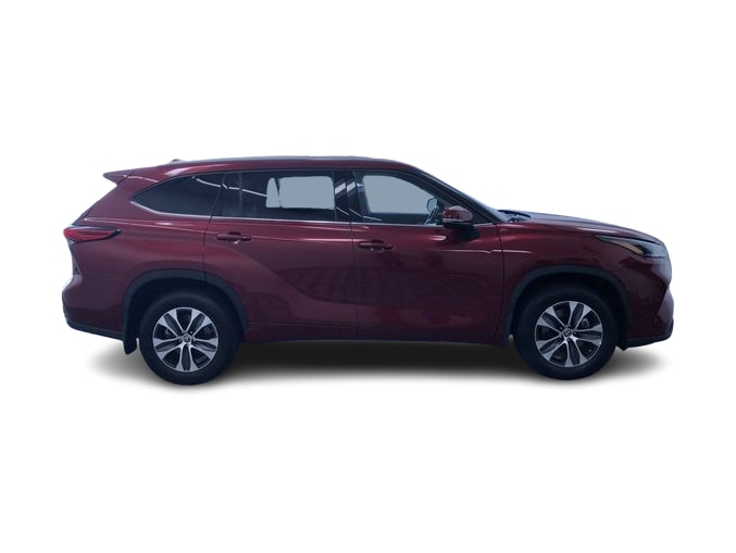 Thumbnail: 2022 Toyota Highlander - 29