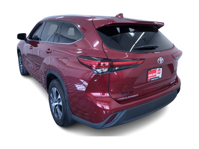 Thumbnail: 2022 Toyota Highlander - 4