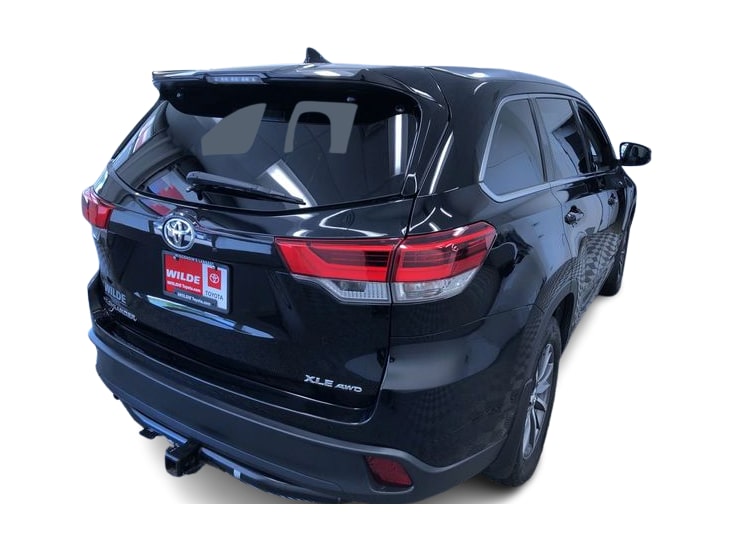 Thumbnail: 2019 Toyota Highlander - 35