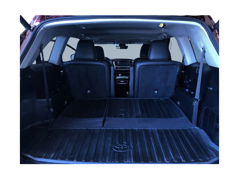 Thumbnail: 2017 Toyota Highlander - 18