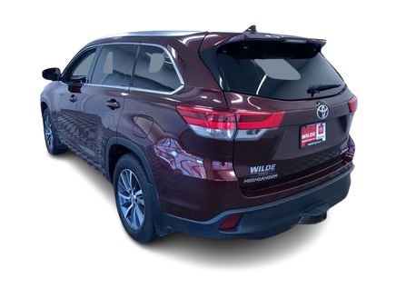 Thumbnail: 2017 Toyota Highlander - 4