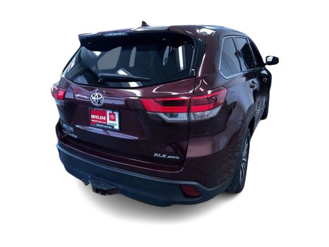 Thumbnail: 2017 Toyota Highlander - 24
