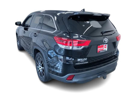 Thumbnail: 2018 Toyota Highlander - 24