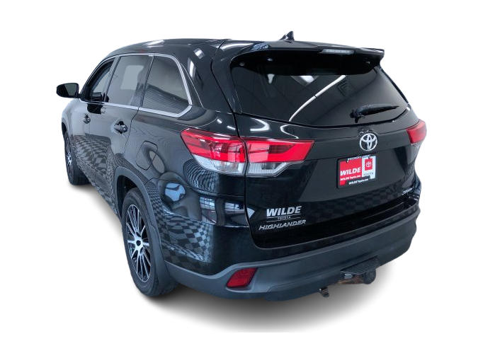 Thumbnail: 2018 Toyota Highlander - 4