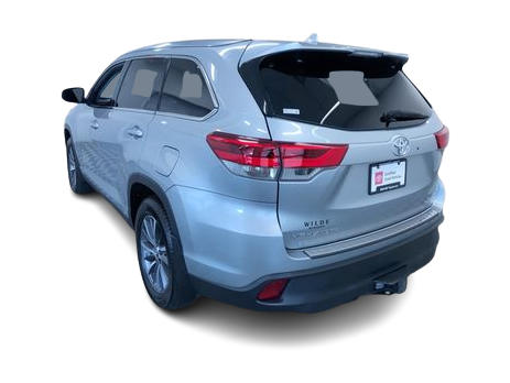 Thumbnail: 2019 Toyota Highlander - 4