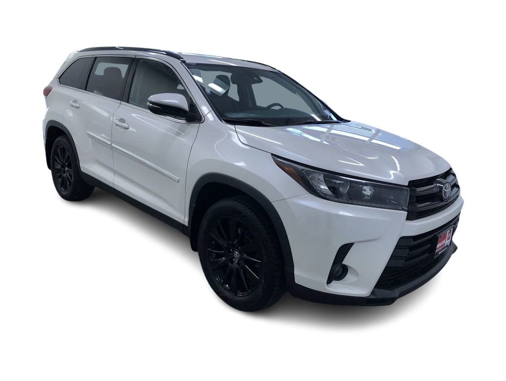 2019 Toyota Highlander SE 39