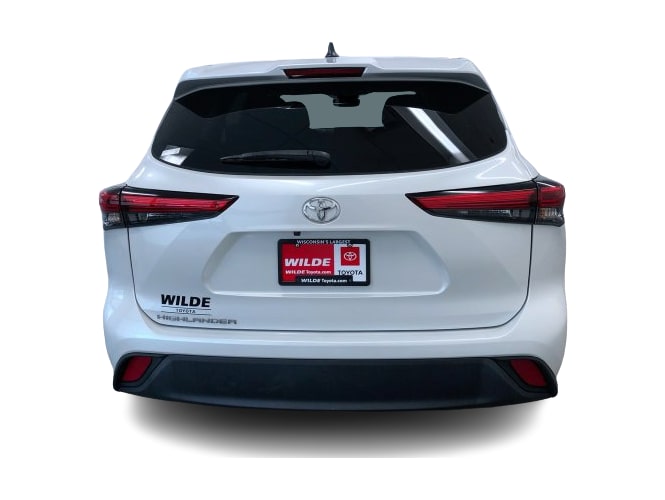 Thumbnail: 2023 Toyota Highlander - 5