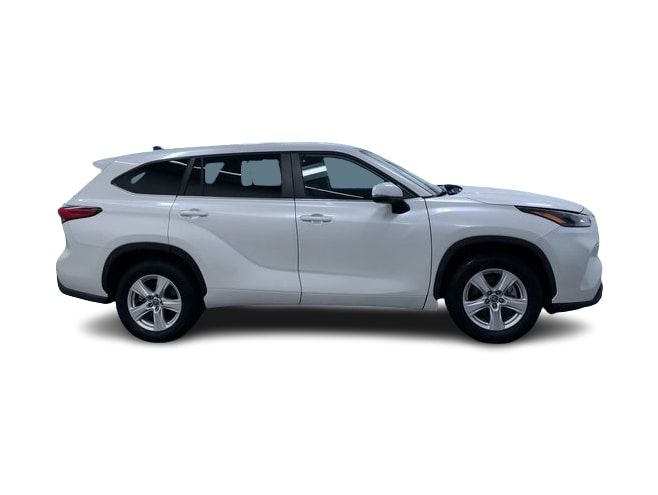 Thumbnail: 2023 Toyota Highlander - 25