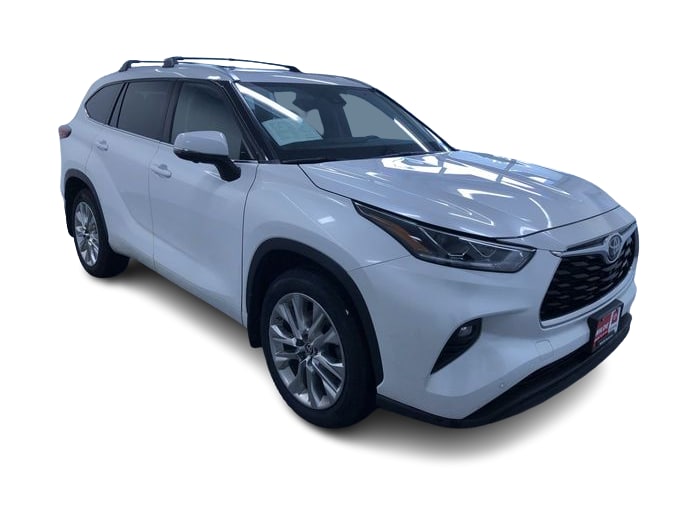 Thumbnail: 2023 Toyota Highlander - 37