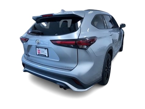 Thumbnail: 2025 Toyota Highlander - 20