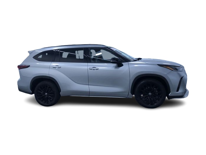 Thumbnail: 2025 Toyota Highlander - 32