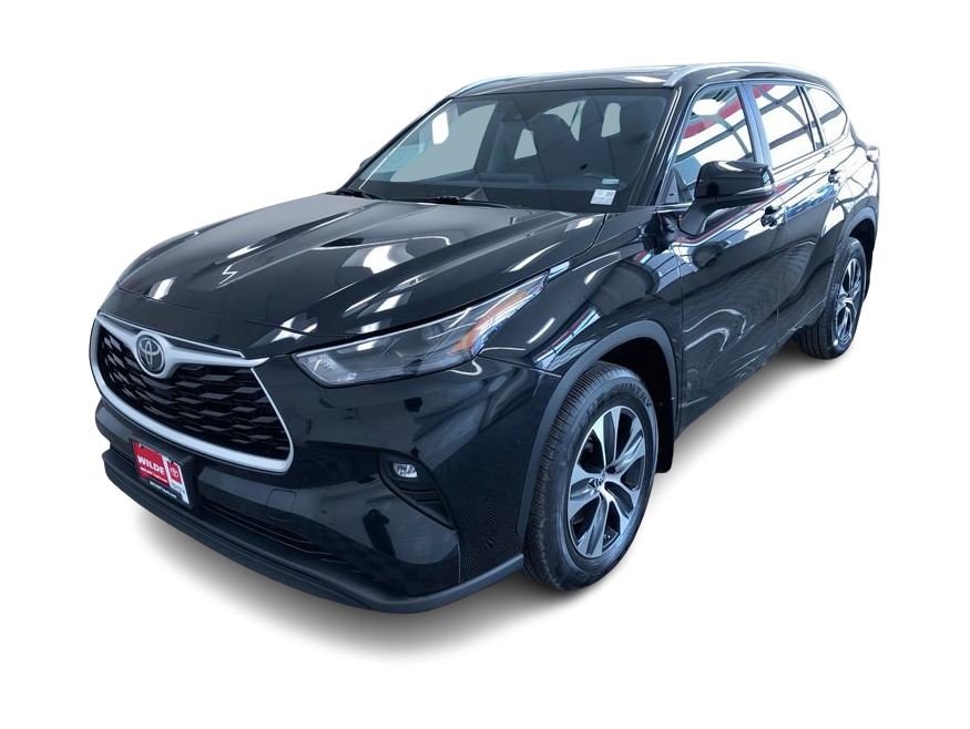 2023 Toyota Highlander L 22