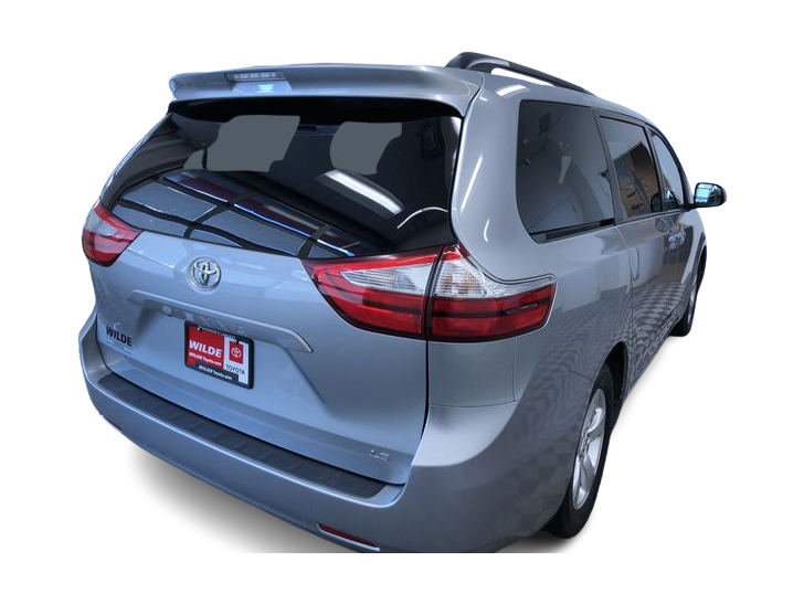 Thumbnail: 2016 Toyota Sienna - 34