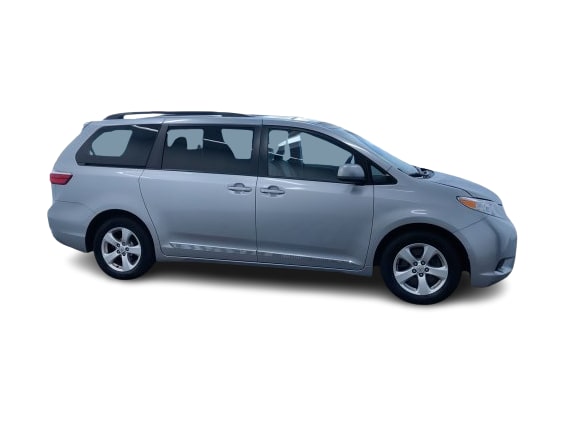Thumbnail: 2015 Toyota Sienna - 17