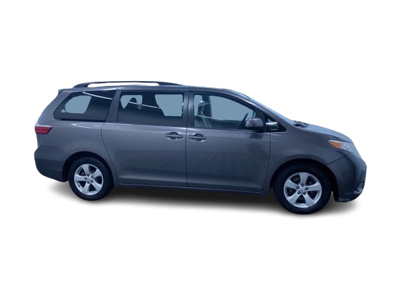 Thumbnail: 2015 Toyota Sienna - 19