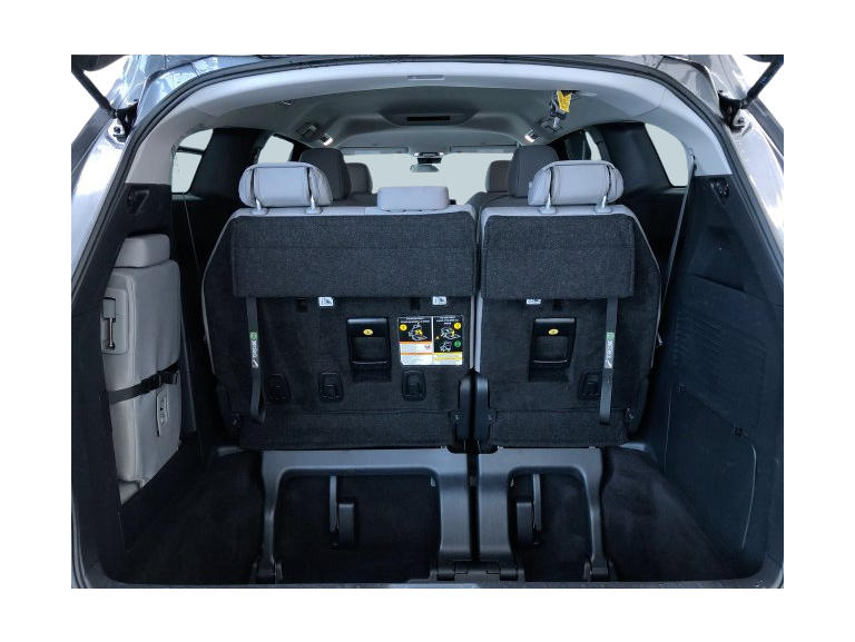 Thumbnail: 2025 Toyota Sienna - 17