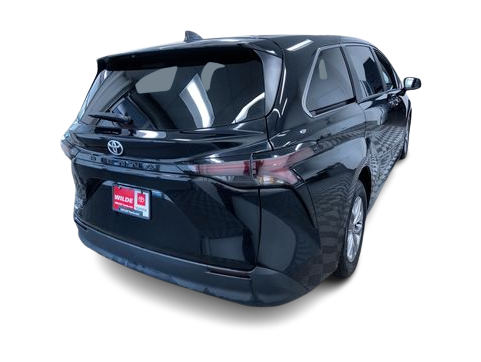 Thumbnail: 2026 Toyota Sienna - 23