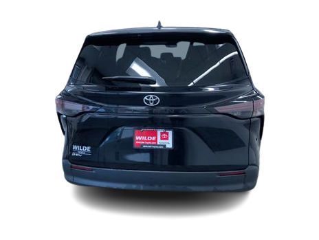 Thumbnail: 2026 Toyota Sienna - 22