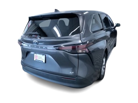 Thumbnail: 2025 Toyota Sienna - 23