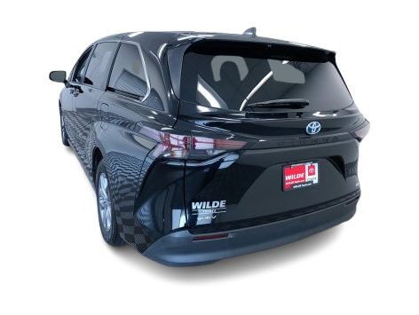 Thumbnail: 2025 Toyota Sienna - 24