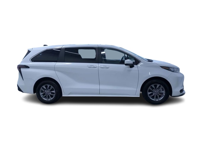 Thumbnail: 2025 Toyota Sienna - 36