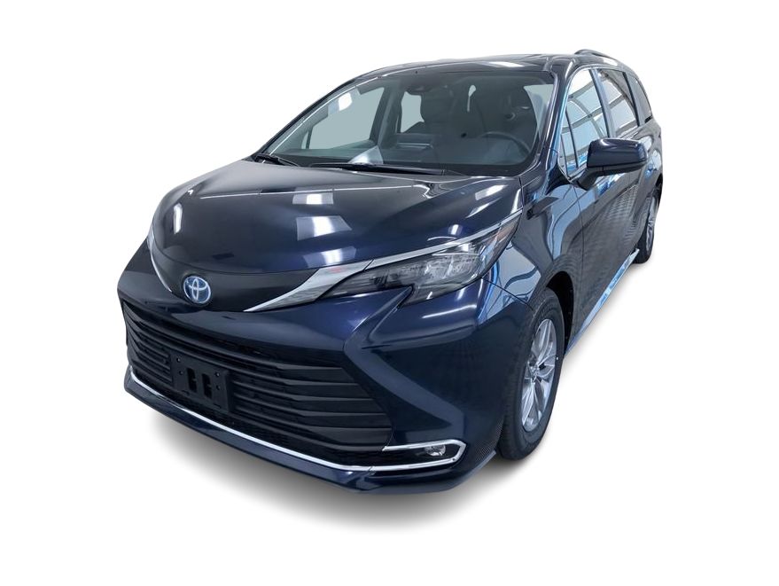 2024 Toyota Sienna XLE 21