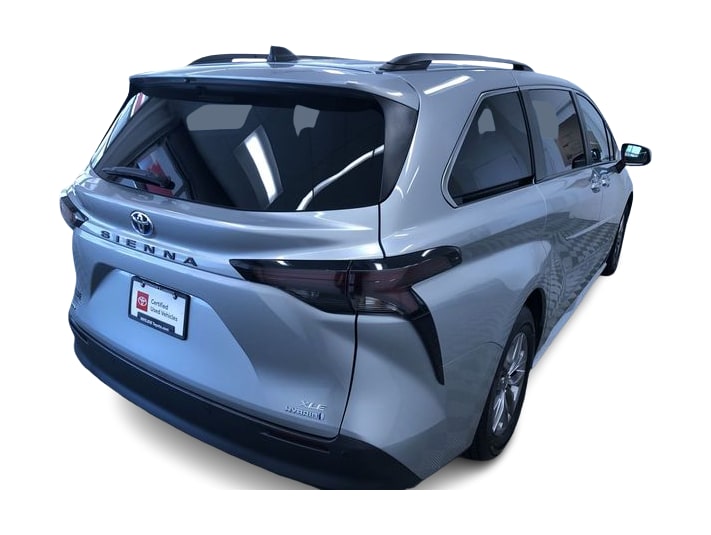 Thumbnail: 2024 Toyota Sienna - 32